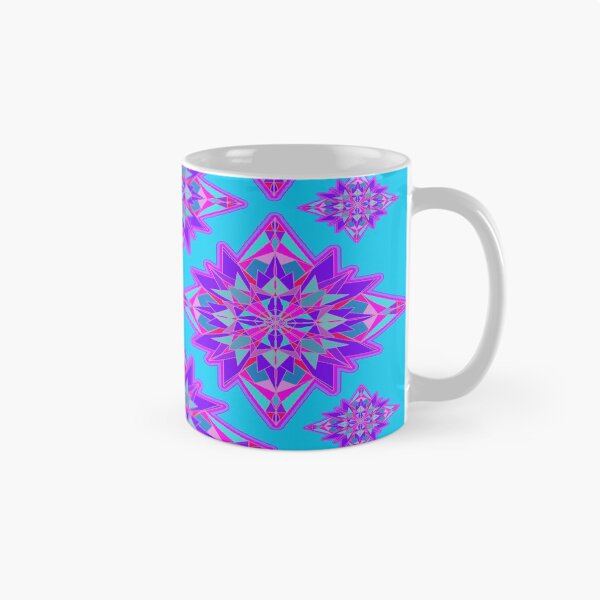 Aperçu de l'œuvre Mandala assez violet rose et bleu - pour les amoureux de beaux motifs créée et vendue par innerspectrum.