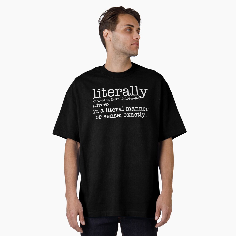 Vista previa del artículo con la obra «Camiseta oversize», diseñado y vendido por Epic Love Designs.