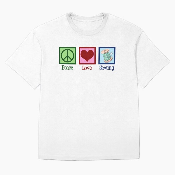 Aperçu de l'œuvre Peace Love Couture Couturière Mignonne créée et vendue par Epic Love Designs.
