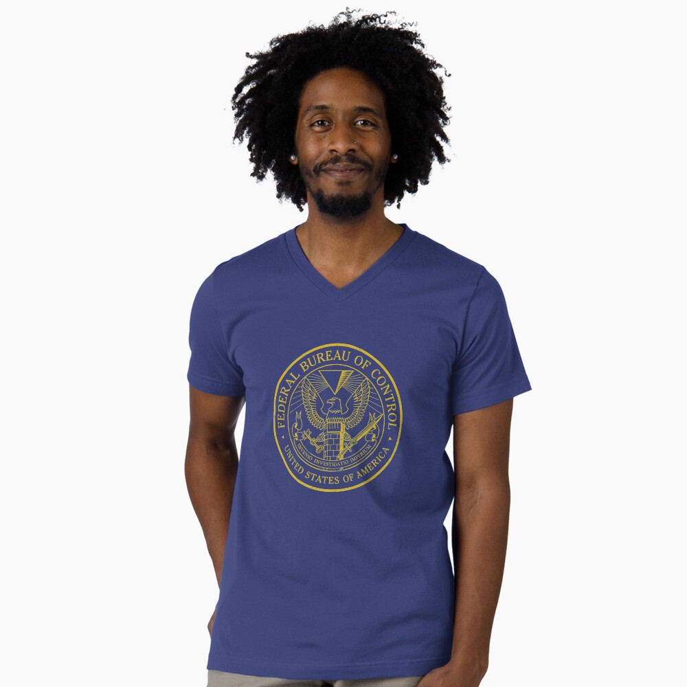 Aperçu de l'œuvre T-shirt col V créée et vendue par surik-.