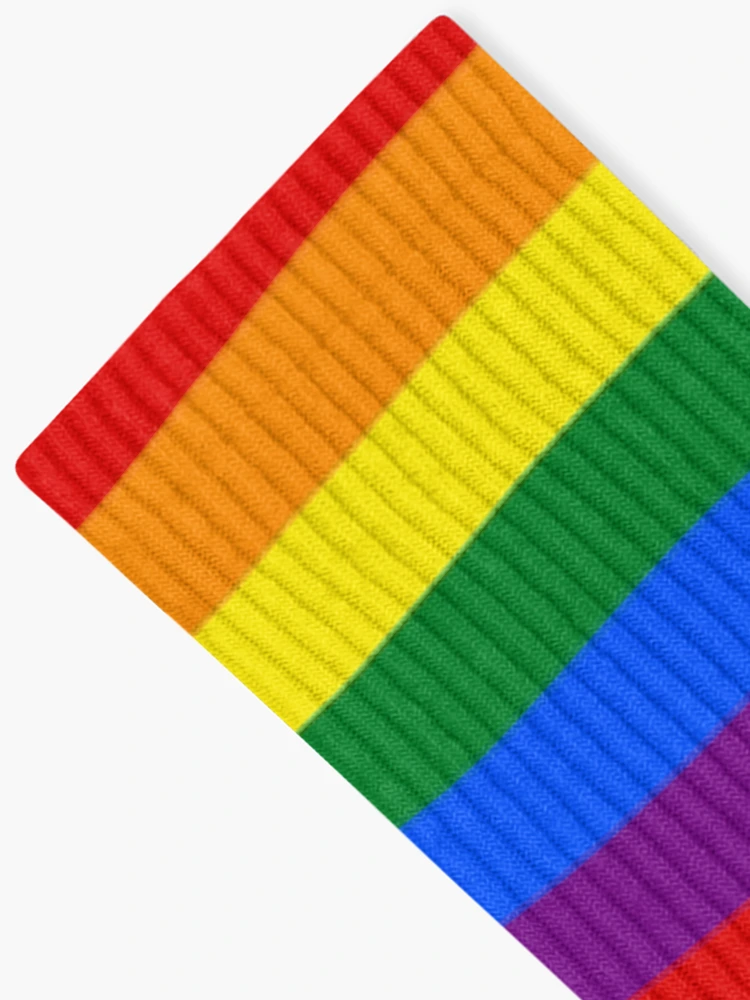 Imagen 2 de 5, Calcetines con la obra Bandera del orgullo del arco iris, diseñada y vendida por flashman.