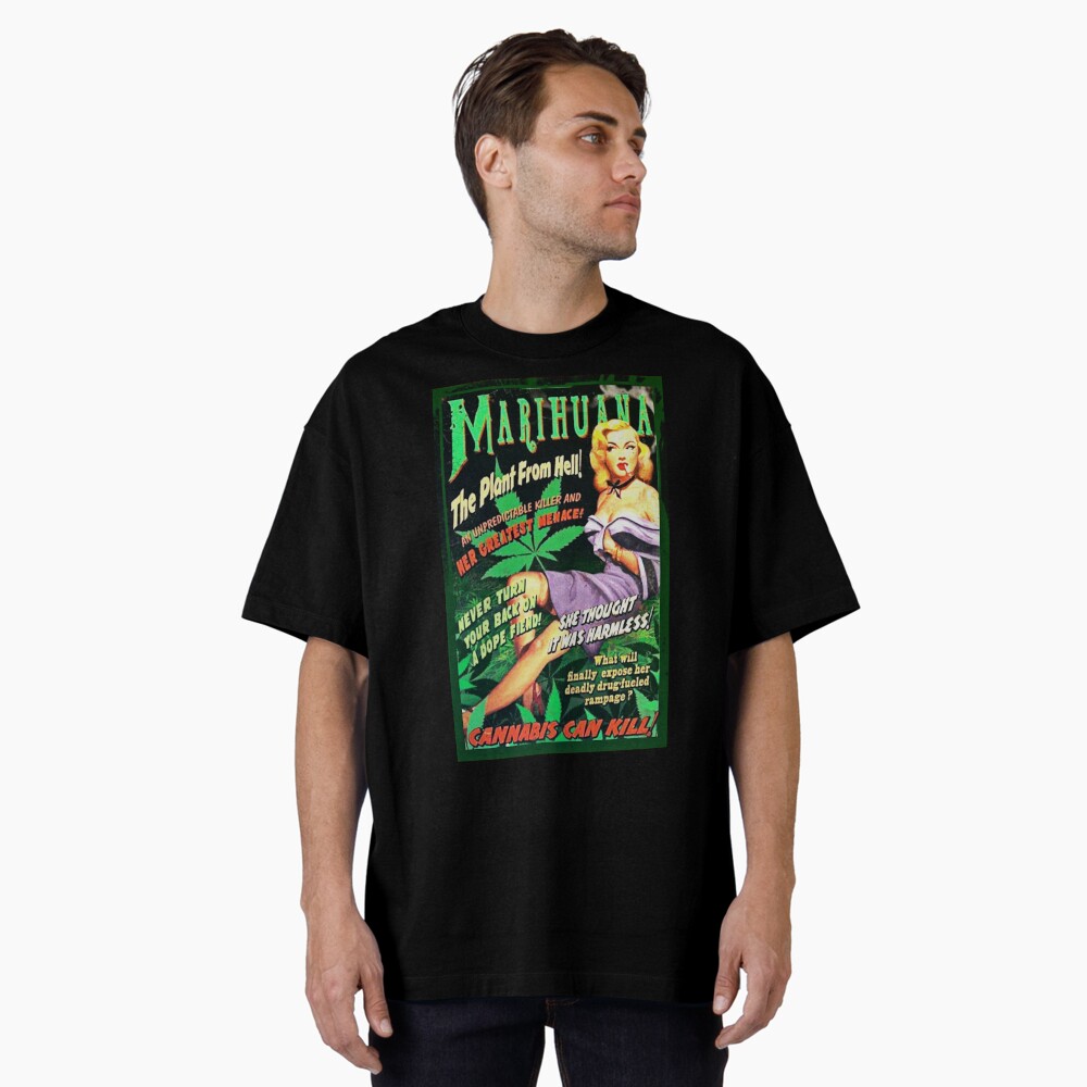 Artikel-Vorschau von Oversized T-Shirt, designt und verkauft von StrainSpot.