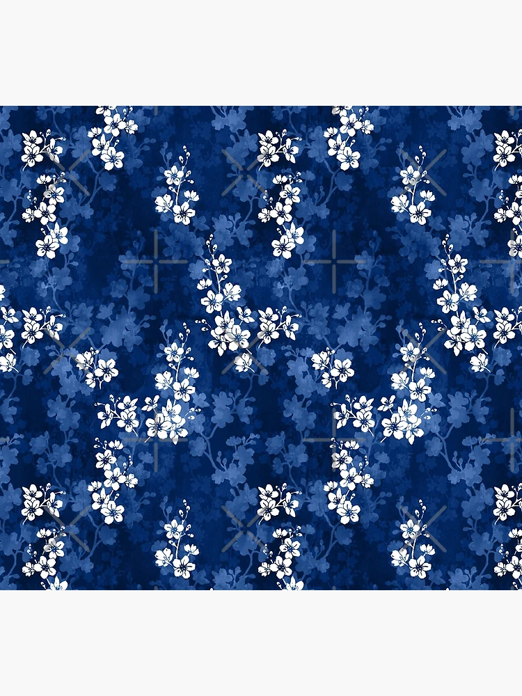 Imagen 5 de 5, Calcetines con la obra Sakura florece en azul profundo, diseñada y vendida por adenaJ.
