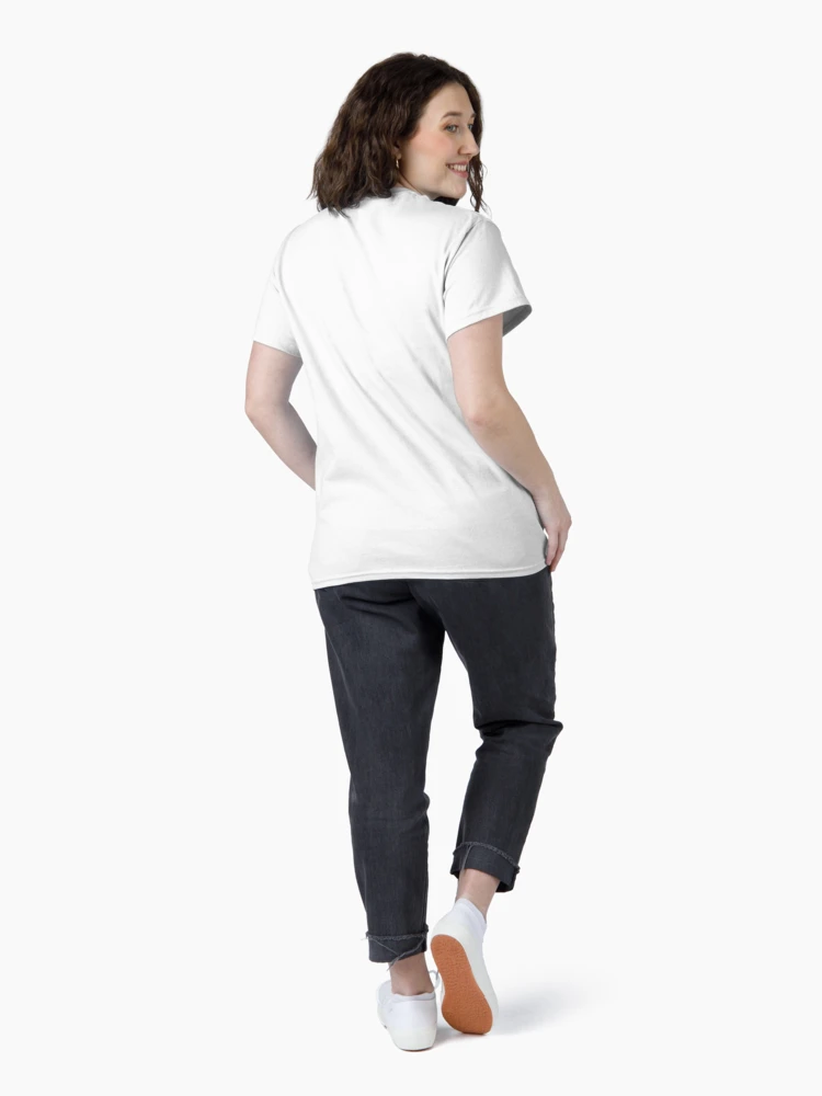 Imagen 6 de 7, Camiseta clásica con la obra puntada de unicornio, diseñada y vendida por Seven Store.