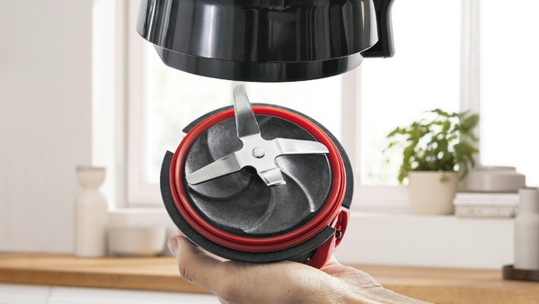 Bosch VitaPower Series 4 MMB6172S detail