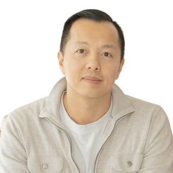 Sion Hoang