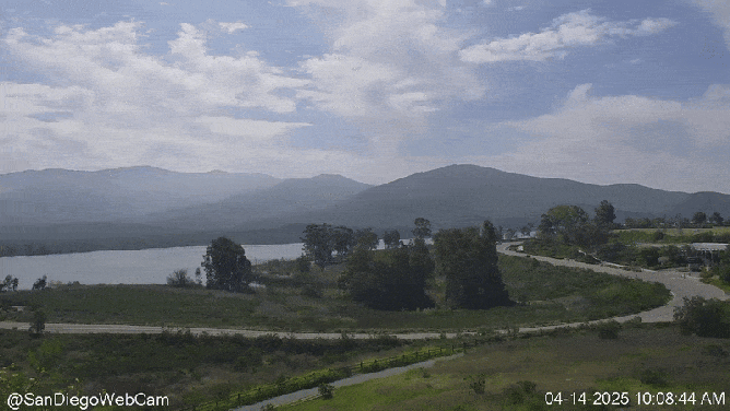 Shaking seen from a 5.2 earthquake near San Diego, California on Monday, April 14, 2025.