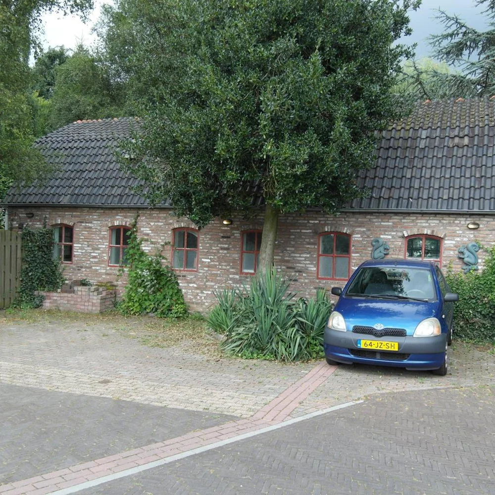 Art, Bed and Breakfast in Velden