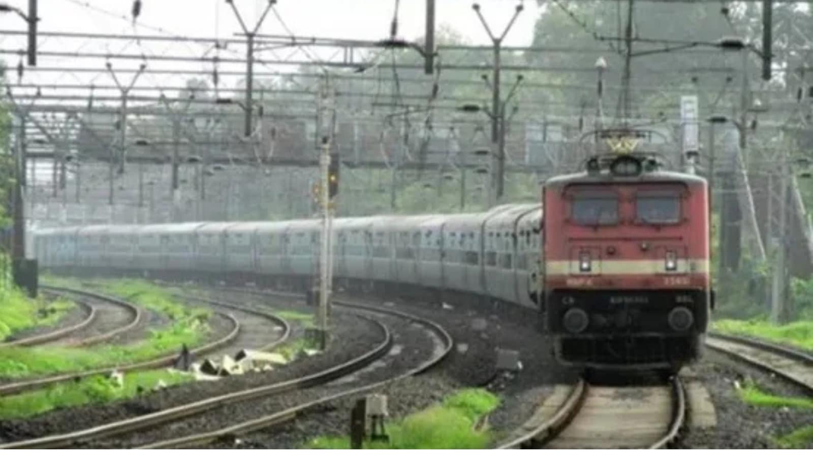 The restriction of platforms ticket in Mumbai