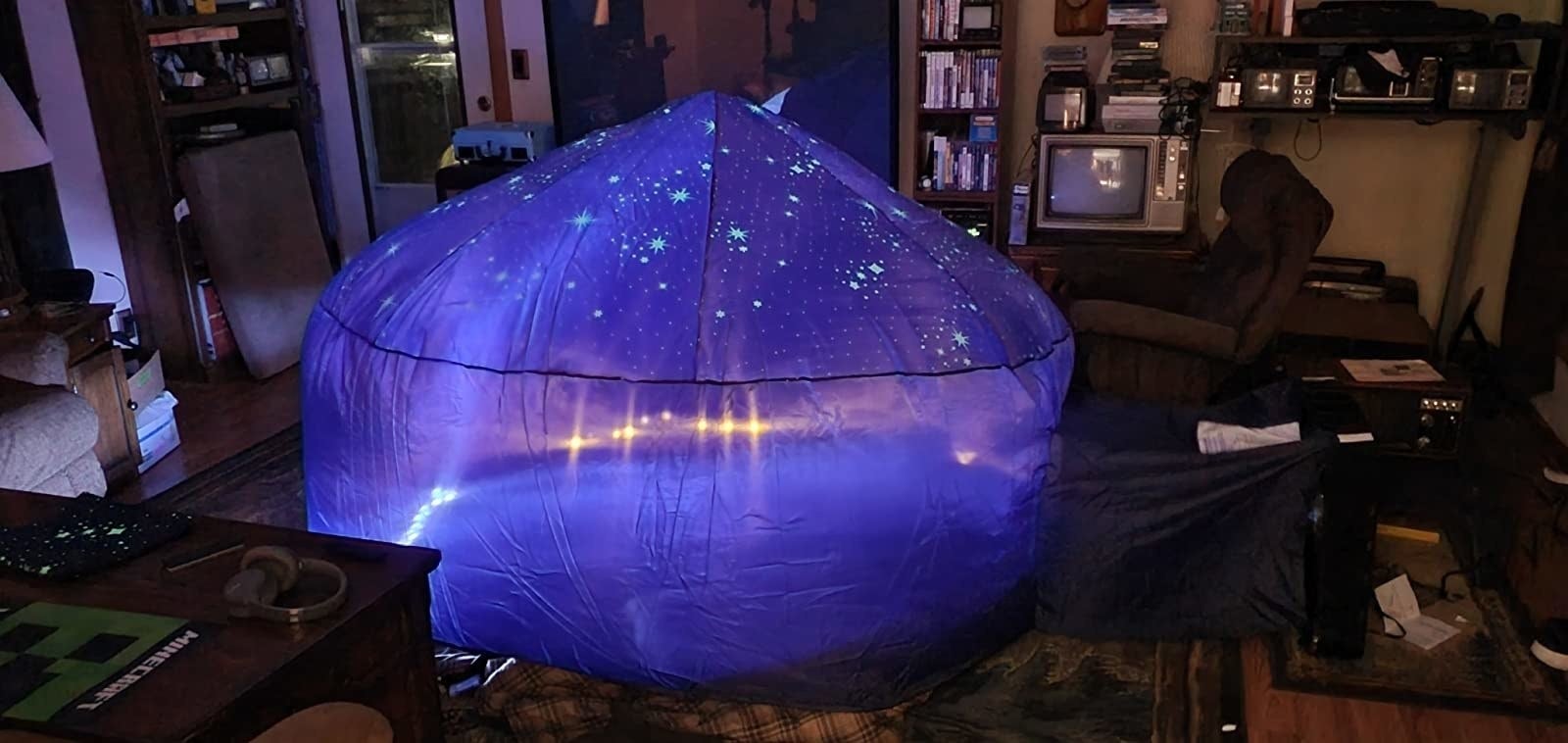 a reviewer photo of the dome