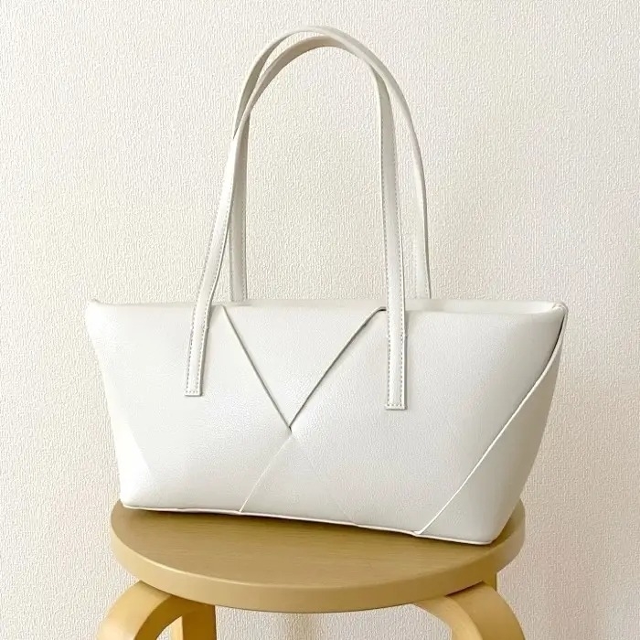 ZARA「編み込み長方形バッグ」