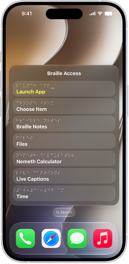 Een iPhone waarop het menu 'Brailletoegang' is geopend, met de volgende opties: 'Start app', 'Kies object', 'Braillenotities', 'BRF-bestanden', 'Nemeth-rekenmachine', 'Live bijschriften' en 'Tijd'.