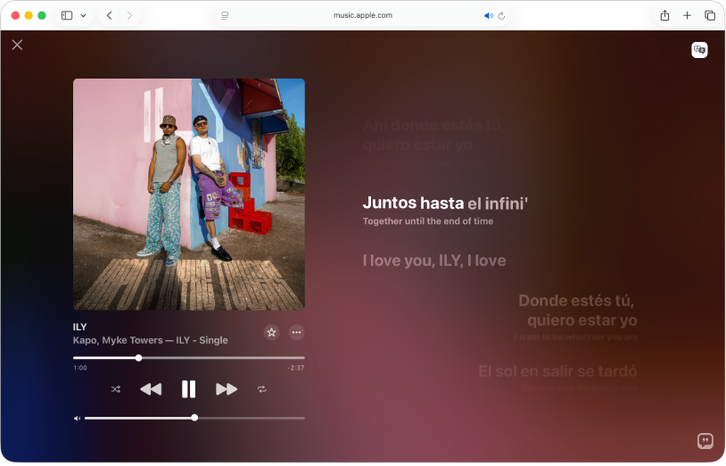 Player za reprodukciju preko cijelog zaslona s pjesmom koja se reproducira i stihovi s desne strane i koji se na zaslonu prikazuju vremenski usklađeno s glazbom.