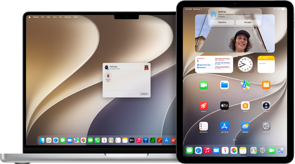 一部 Mac 位於 iPad 旁邊。AirDrop 對話框在 Mac 桌面上打開，準備好與 iPad 分享文件。iPad 螢幕顯示接收文件的通知。