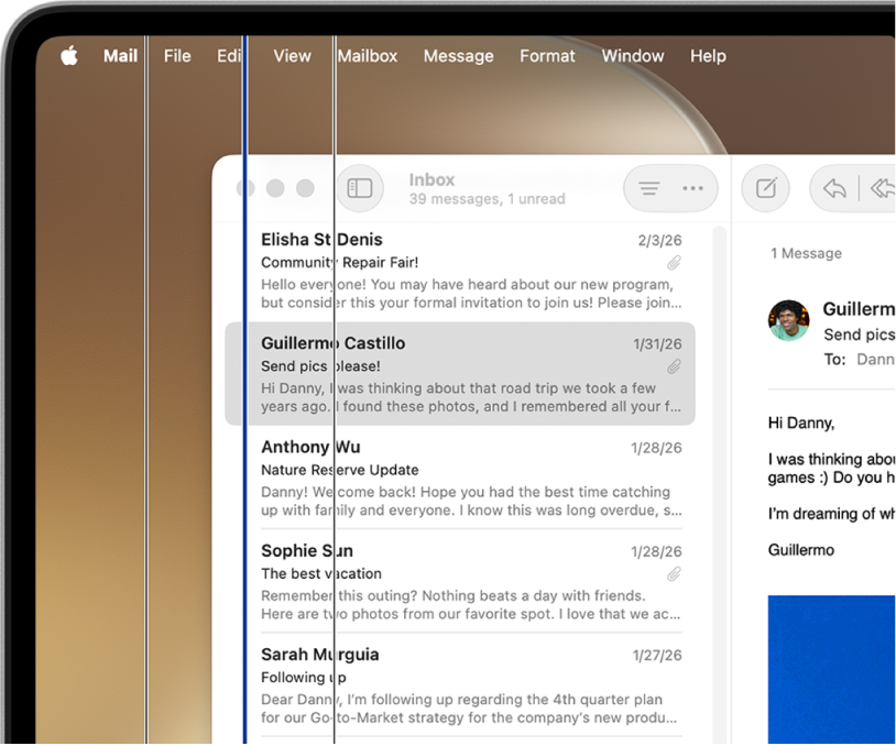 L’app Mail è aperta sulla scrivania. Sullo schermo sono visibili linee verticali.