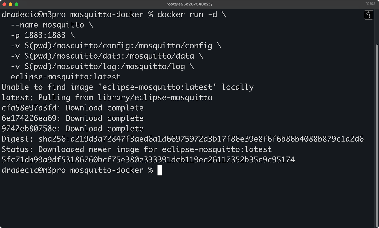 Imagen 1: Ejecución de Mosquitto con Docker