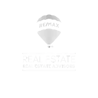 a black and white logo for re / max real estate