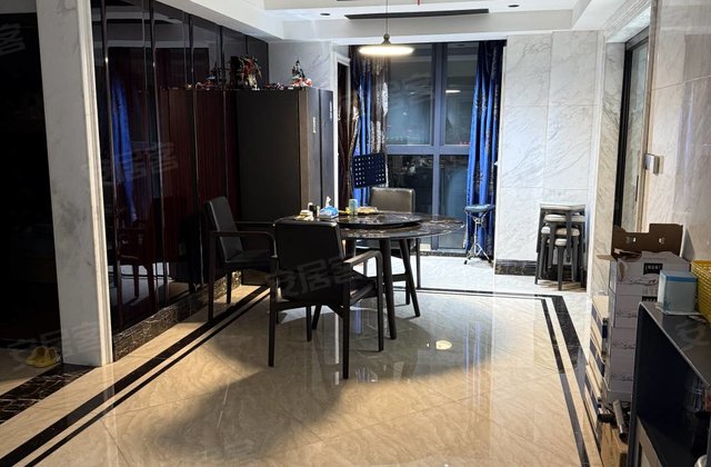 楚门兴龙小区3室2厅115㎡93万二手房图片