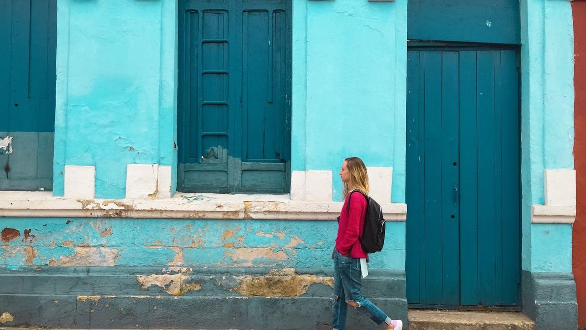Caminar con frecuencia puede tener múltiples beneficios para la salud.