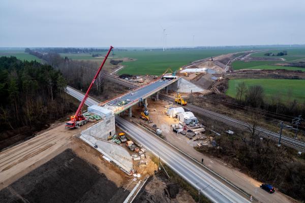 Commission adopts milestones for the completion of Rail Baltica