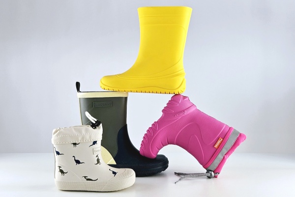 Kids' rain boots comparison 2025