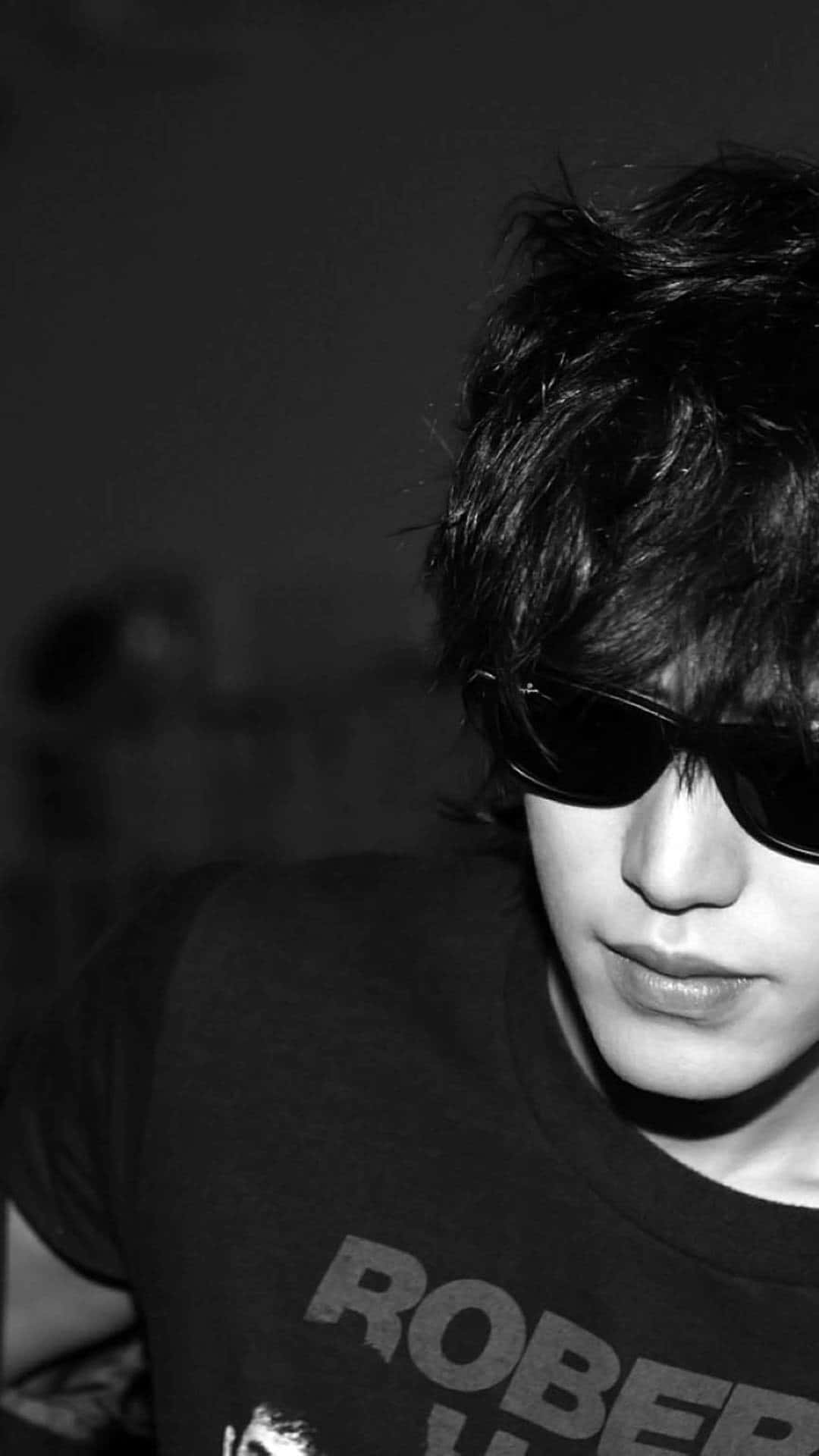 Enman Stirrar Djupt In I Solnedgången, Nöjd Efter En Lång Dags Arbete. (note: This Would Be How A Swedish Speaker Would Describe The Scene, But It May Not Be The Best Choice For A Computer Or Mobile Wallpaper Caption. A Shorter, Catchier Phrase Could Work Better.)