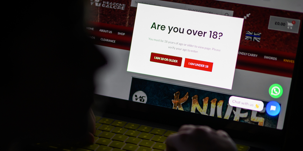 Verificare l’età degli utenti online per ora non è una buona idea