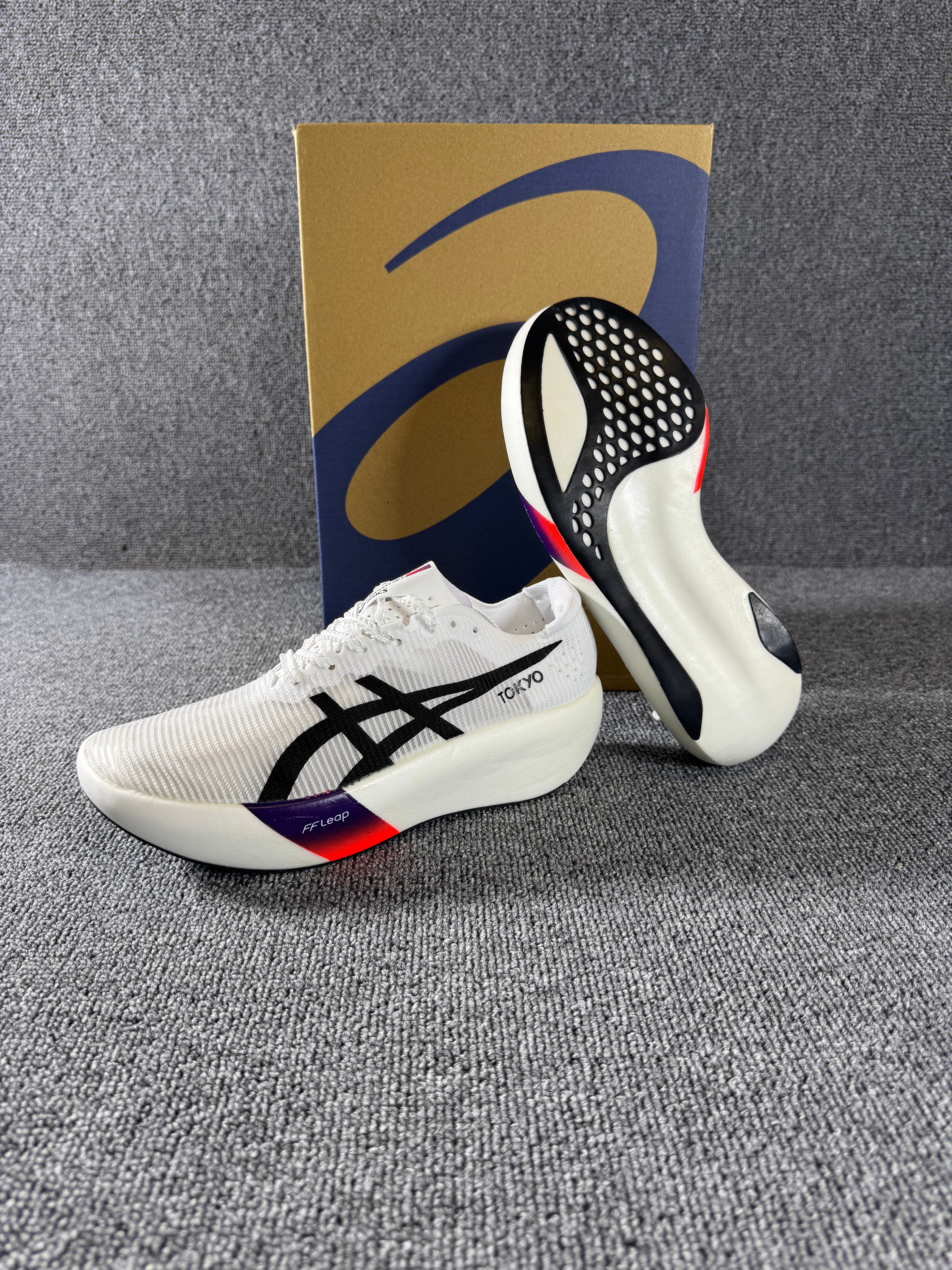 ASICS Metaspeed TOKYO